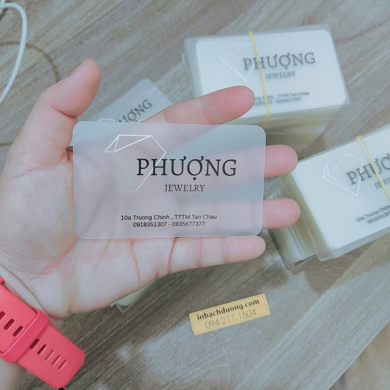 Namecard giấy Nhựa trong mờ